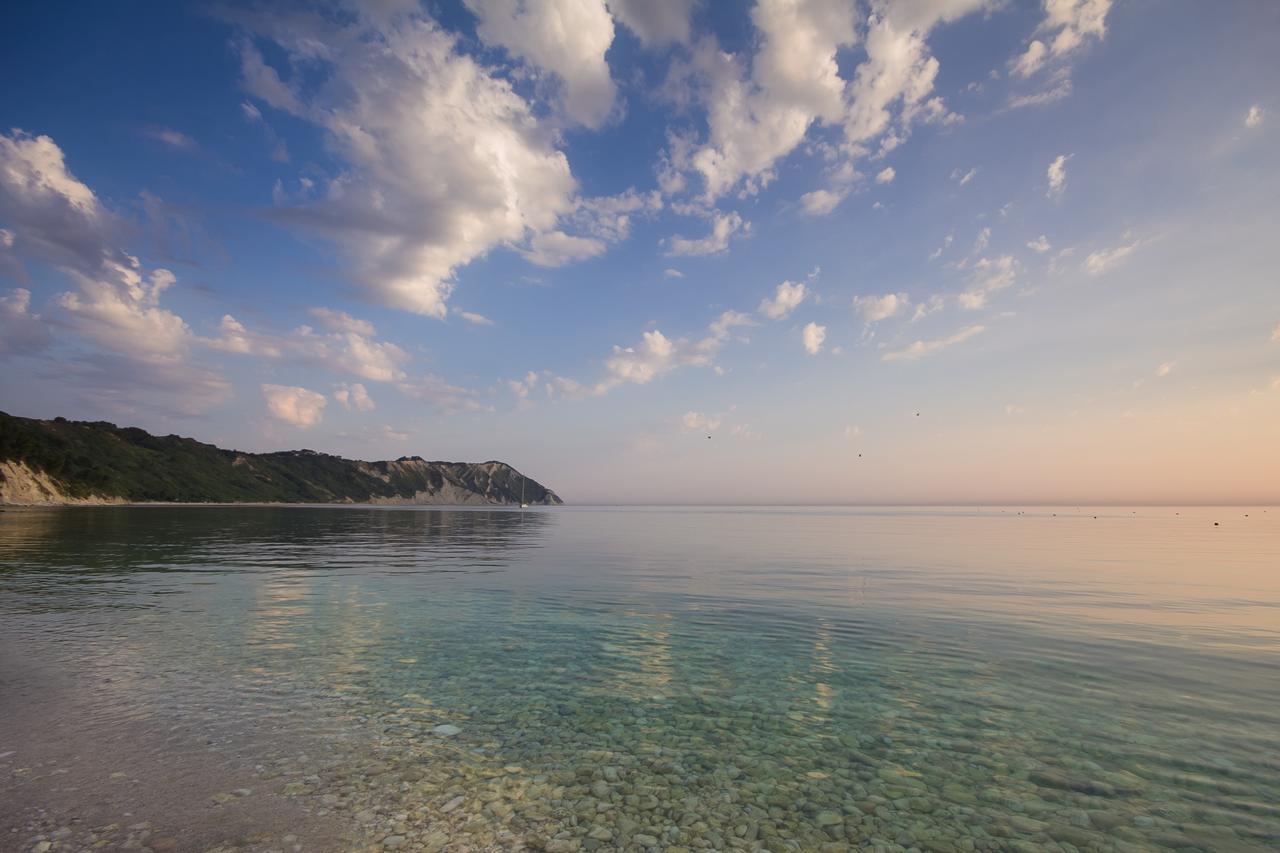 Seebay Hotel Ancona Eksteriør billede
